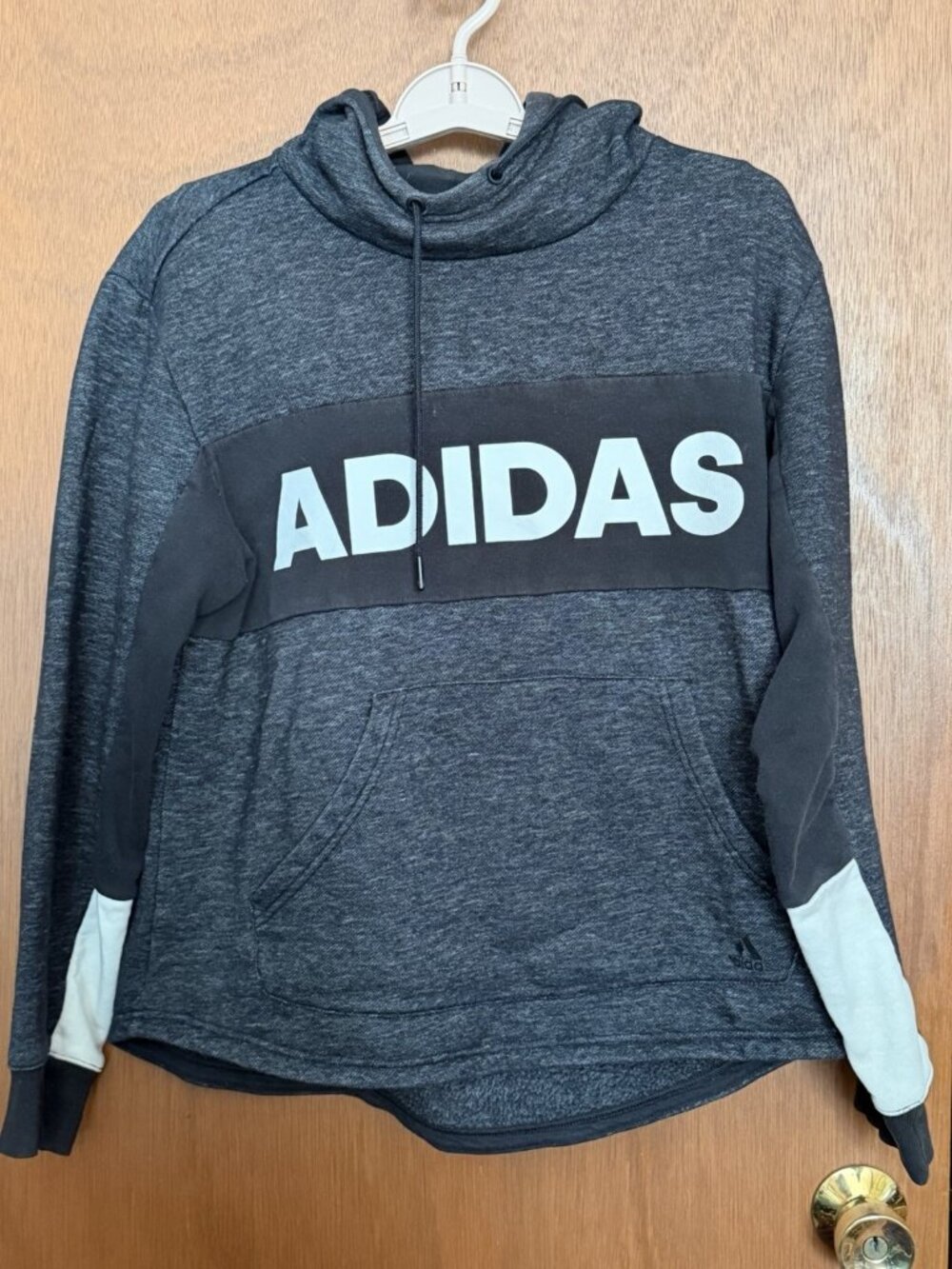 Adidas Women's Cropped Hoodie Sweatshirt Pullover Workout Size Large L